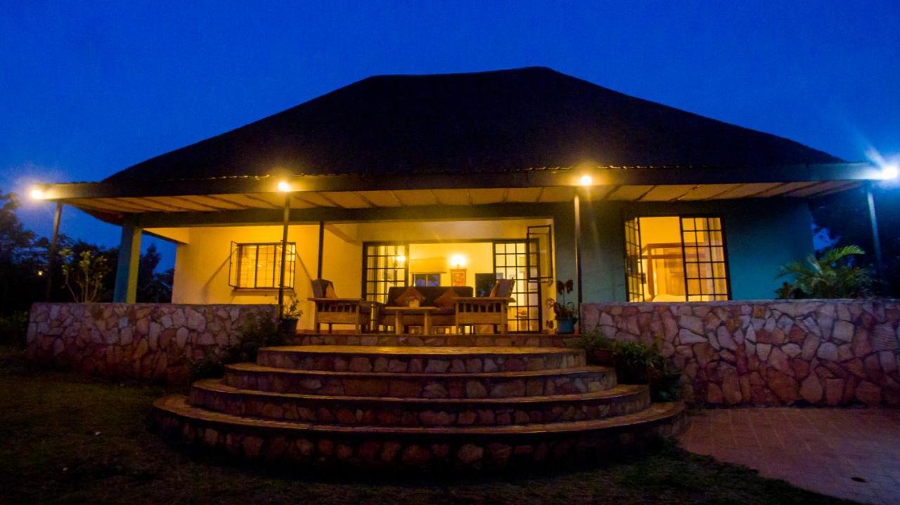 Villa Buyala Bliss On The Nile à Jinja Extérieur photo